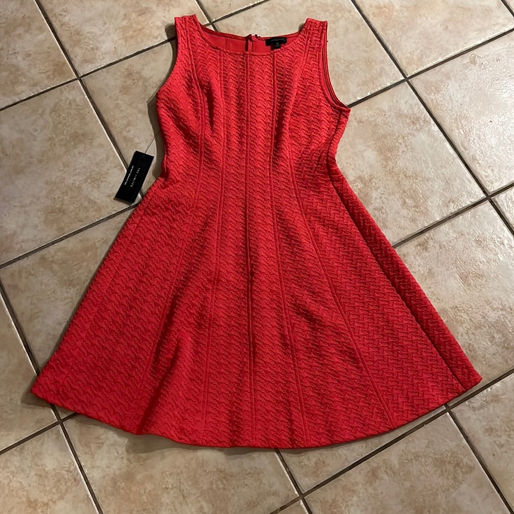 The Limited NWT XS Salmon Colored Sleeveless Fitted Textured Tank Dress